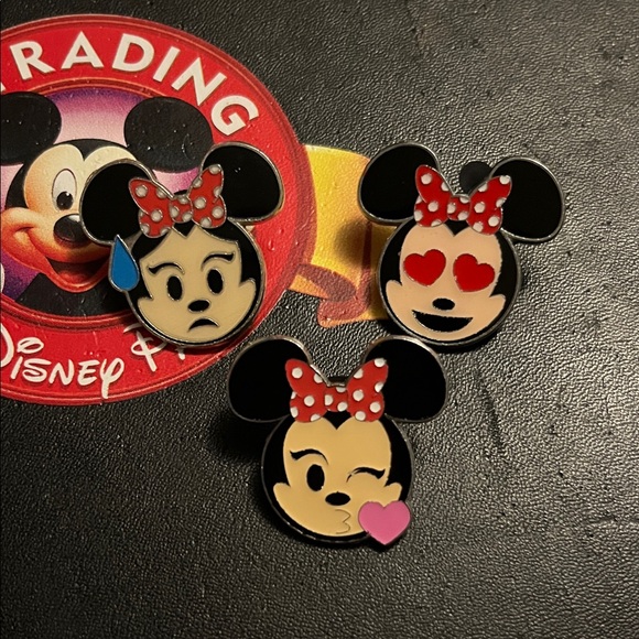 Disney Minnie Mouse Emoji Pin Set - Black, Red, and Pink - Picture 1 of 2